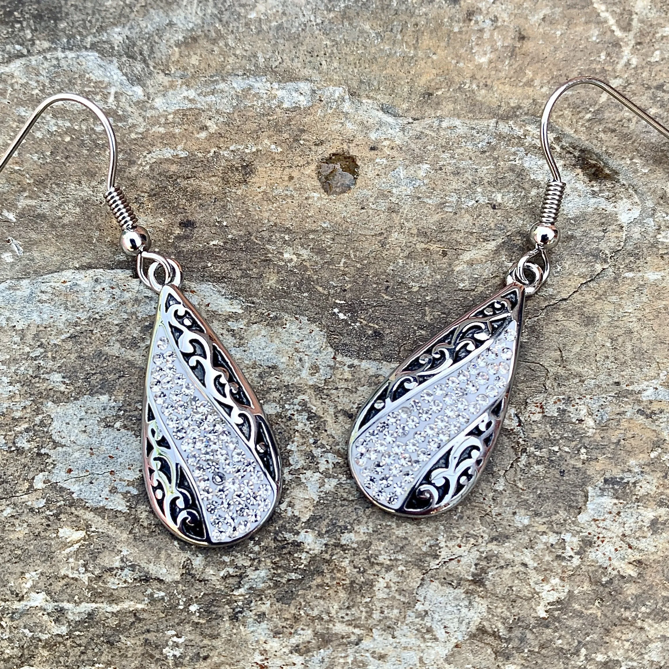 Crystal Teardrop - White - Earrings - AJ2520E