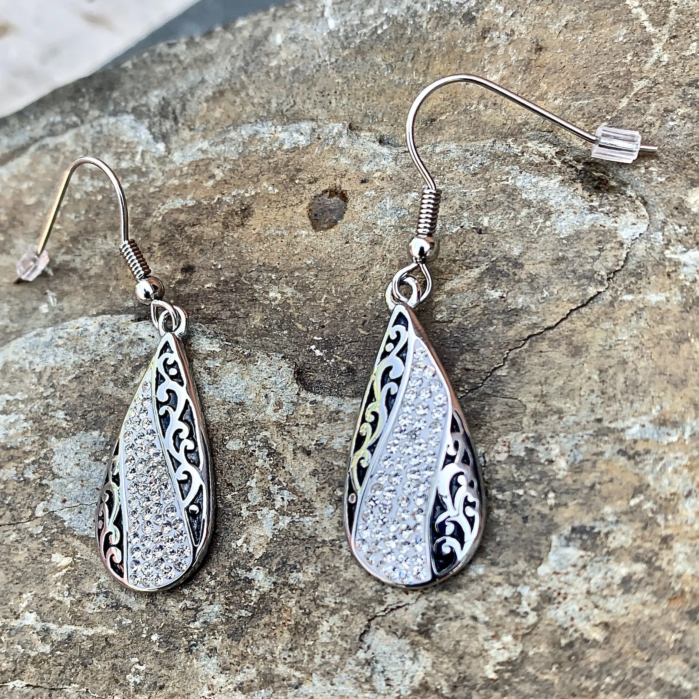Crystal Teardrop - White - Earrings - AJ2520E
