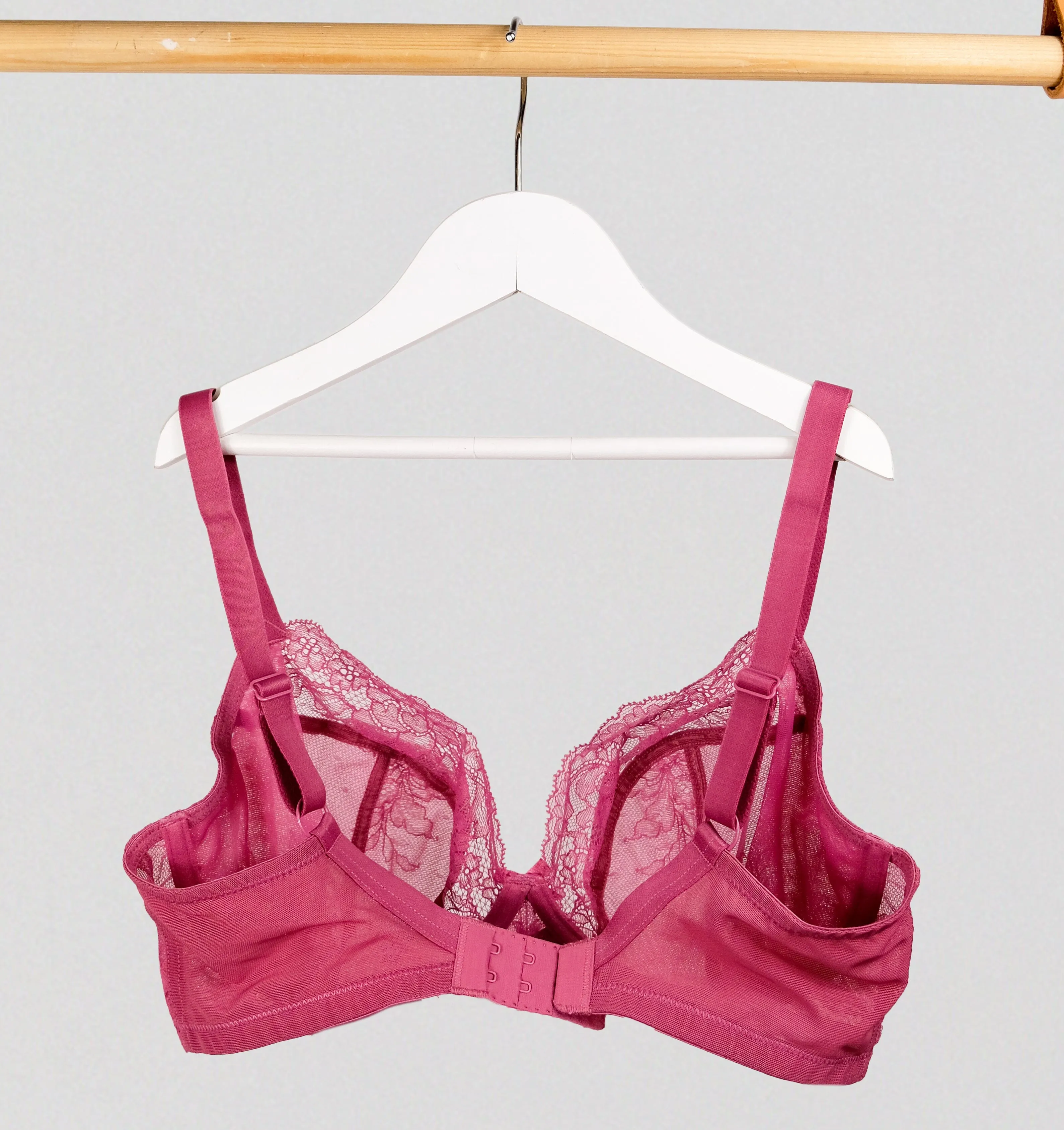 D  Lace Plunge [Berry Pink]