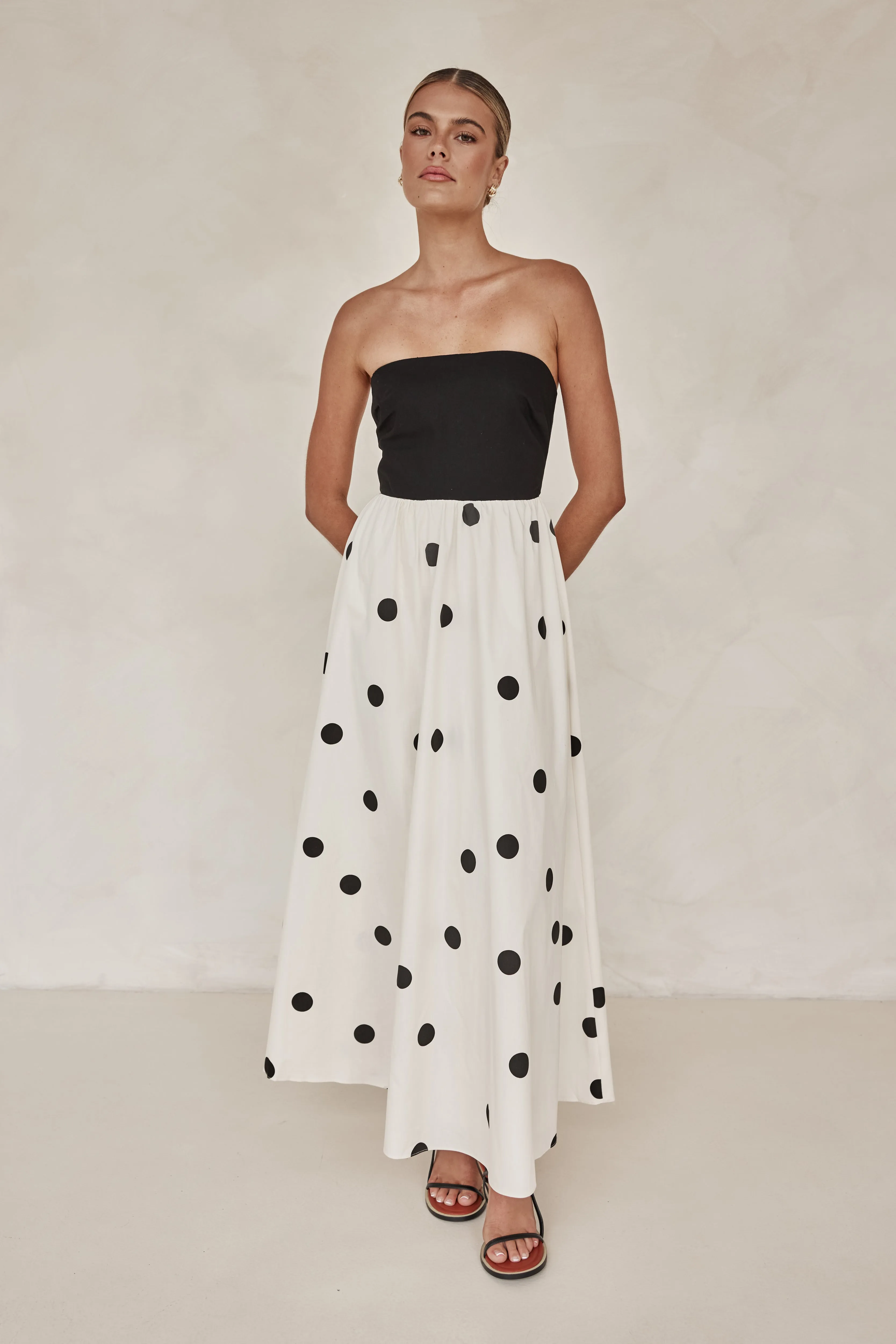Olida Maxi Dress (Black)