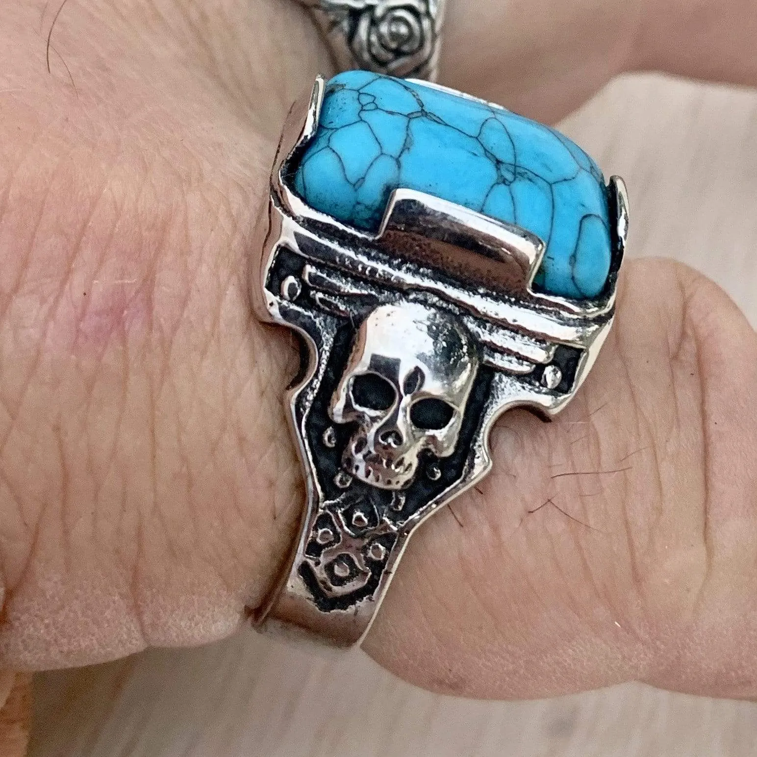 "Blue Stone" - Skull - R104